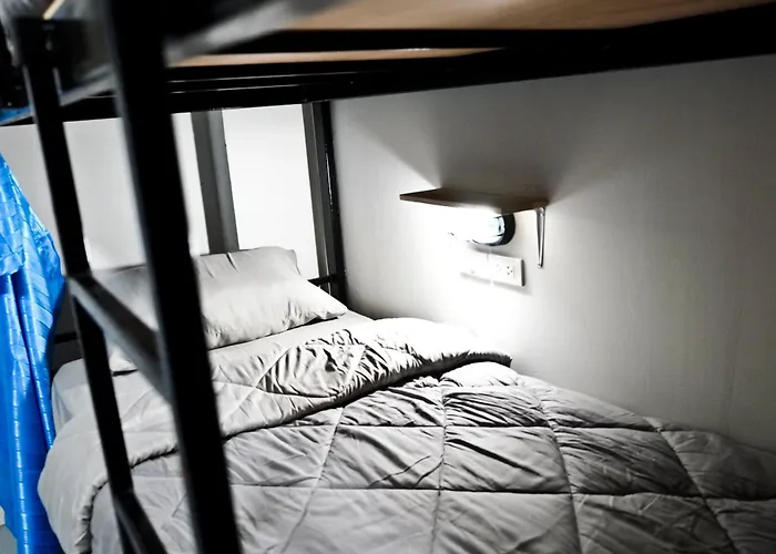 Zee Thai Hostel